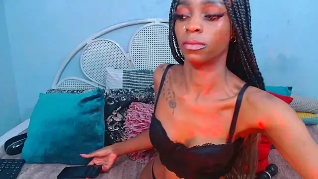 Snapshot of AvaOcean chatting on 11, 4, 2026 AvaOcean online show from 11, 4, 2026