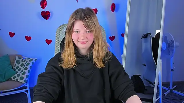 Vivian cutie online show from 13, 2, 2025