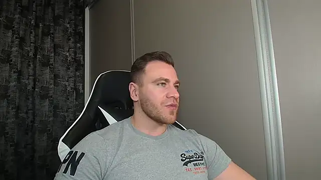 Thori92 online show from 6, 3, 2026