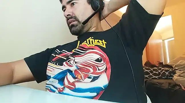 VonDoomdelToro online show from 13, 2, 2025