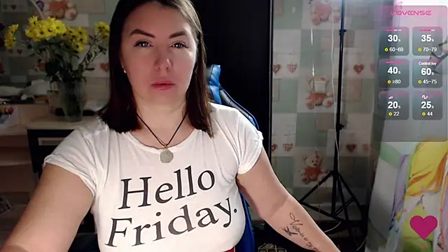 Snapshot of Korolek12 chatting on 10, 10, 2025 Korolek12 online show from 10, 10, 2025