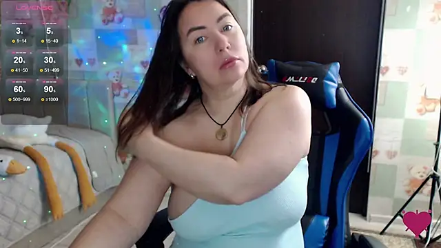 Snapshot of Korolek12 chatting on 4, 2, 2026 Korolek12 online show from 4, 2, 2026