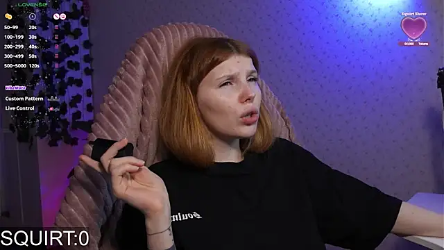 Snapshot of _aleksa_ chatting on 1, 2, 2025 aleksa online show from 1, 2, 2025