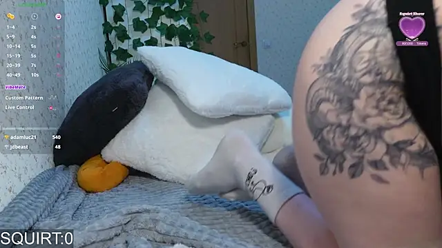 Snapshot of _aleksa_ chatting on 2, 3, 2025 aleksa online show from 2, 3, 2025