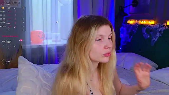 Snapshot of _aleksa_ chatting on 29, 10, 2025 aleksa online show from 29, 10, 2025