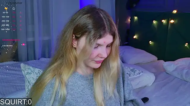 Snapshot of _aleksa_ chatting on 28, 11, 2025 aleksa online show from 28, 11, 2025