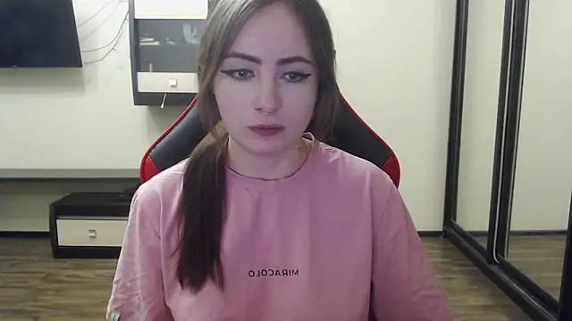 Laralianna online show from 25, 12, 2024