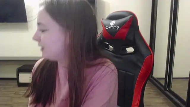 Laralianna online show from 25, 12, 2024