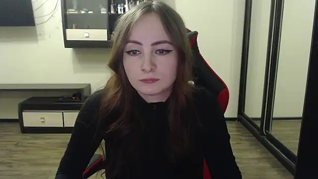 Laralianna online show from 21, 2, 2025