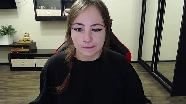 Laralianna online show from 11, 9, 2025