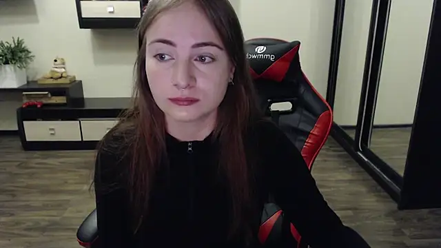 Laralianna online show from 12, 9, 2025