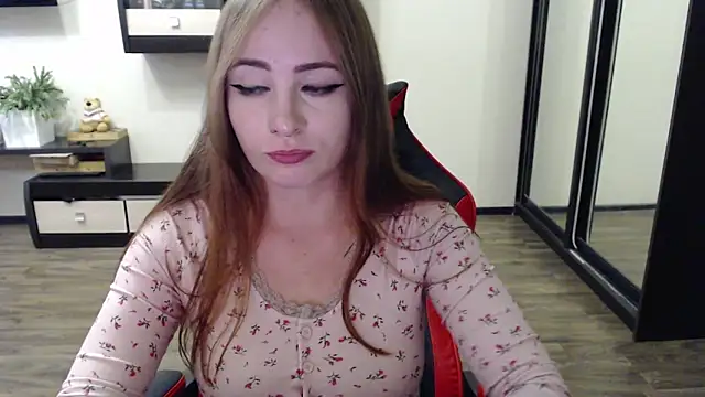 Laralianna online show from 19, 9, 2025