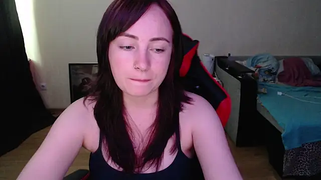 Snapshot of Laralianna chatting on 10, 7, 2026 Laralianna online show from 10, 7, 2026