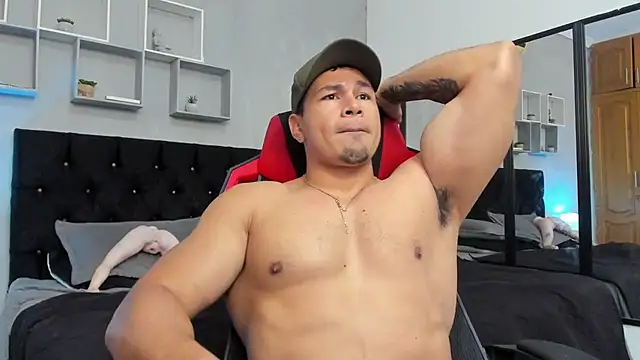 tyler hank01 online show from 17, 2, 2026