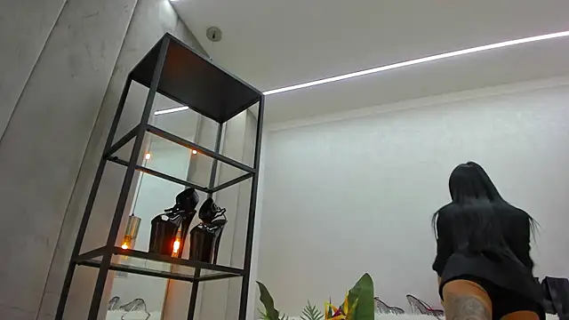 Britney Charm  online show from 2, 4, 2026