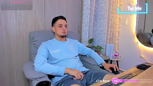 Snapshot of alejandro_calderon1 chatting on 30, 9, 2025 alejandro calderon1 online show from 30, 9, 2025