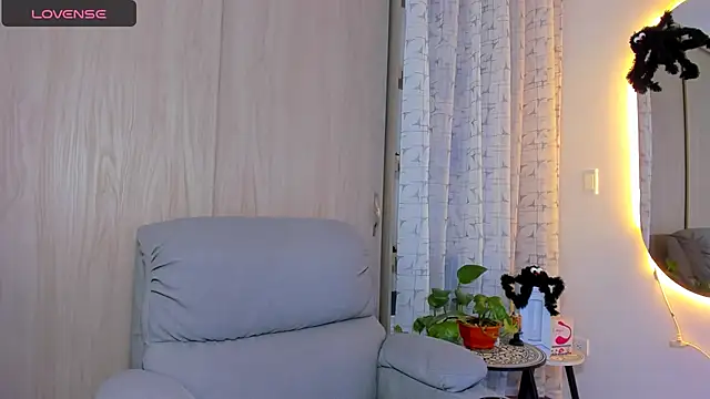 Snapshot of alejandro_calderon1 chatting on 12, 10, 2025 alejandro calderon1 online show from 12, 10, 2025