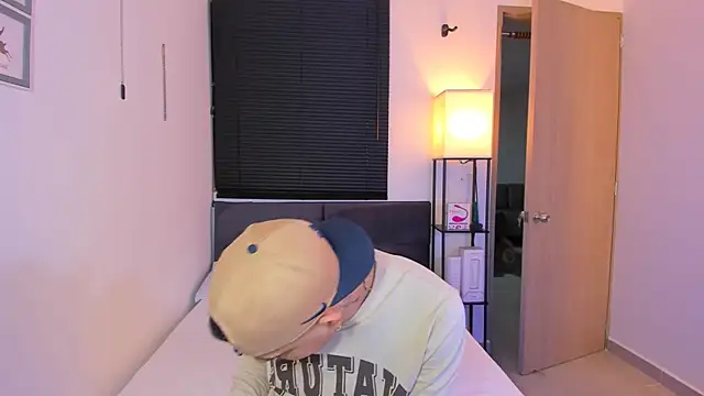 alejandro calderon1 online show from 3, 4, 2026