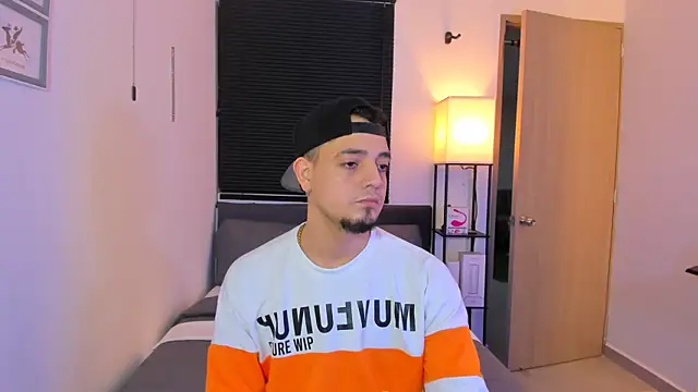 alejandro calderon1 online show from 16, 4, 2026