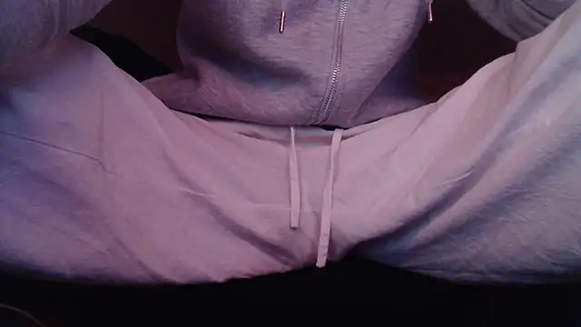 Snapshot of herver67 chatting on 8, 3, 2026 herver67 online show from 8, 3, 2026