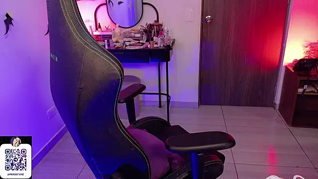 damnliciousss online show from 8, 3, 2026