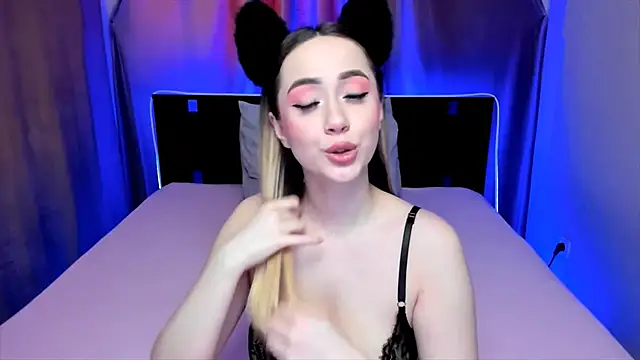 AriaSugar online show from 12, 3, 2025