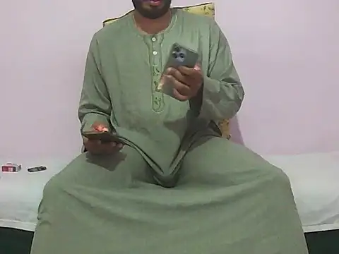 Snapshot of foxsanSs chatting on 18, 10, 2025 foxsanSs online show from 18, 10, 2025