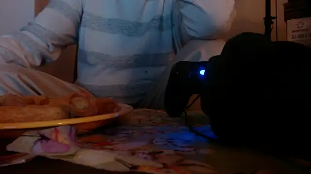 Snapshot of Cordt27 chatting on 8, 4, 2026 Cordt27 online show from 8, 4, 2026