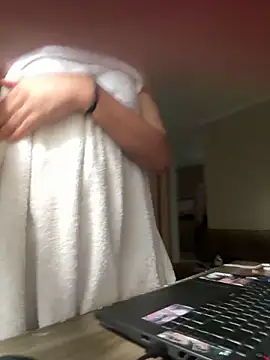 GabriSaenz online show from 28, 12, 2024