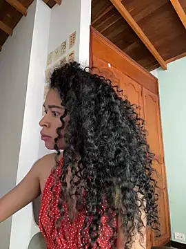 GabriSaenz online show from 18, 3, 2025