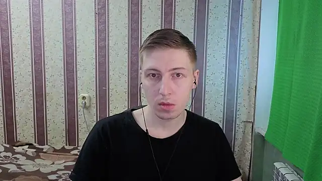 Snapshot of darienlarge chatting on 24, 5, 2026 darienlarge online show from 24, 5, 2026