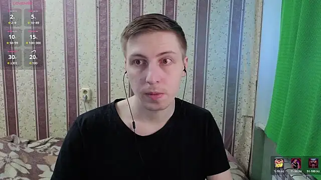 Snapshot of darienlarge chatting on 12, 6, 2026 darienlarge online show from 12, 6, 2026