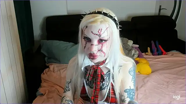 HelenGoat online show from 1, 11, 2025