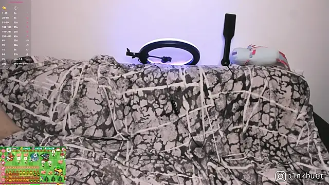 Snapshot of HelenGoat chatting on 9, 4, 2026 HelenGoat online show from 9, 4, 2026