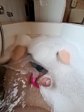 Snapshot of toeloverlive chatting on 25, 2, 2026 toeloverlive online show from 25, 2, 2026