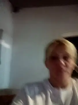 Snapshot of Nicolle_Milf chatting on 22, 12, 2024 Nicolle Milf online show from 22, 12, 2024