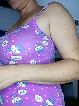 Snapshot of Nicolle_Milf chatting on 25, 2, 2025 Nicolle Milf online show from 25, 2, 2025