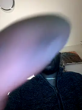 Snapshot of KingB8r chatting on 25, 9, 2025 KingB8r online show from 25, 9, 2025