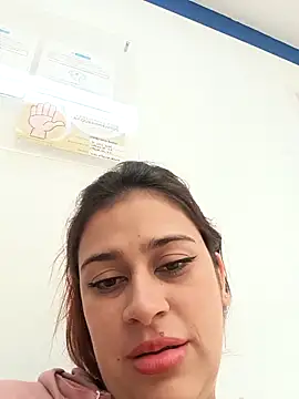 Latina sexy1 online show from 22, 9, 2025