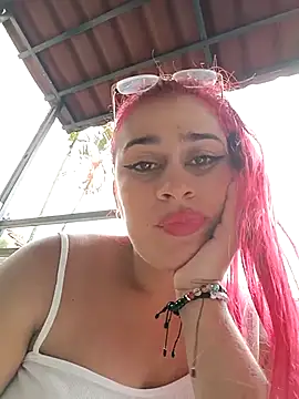 Snapshot of Latina_sexy1 chatting on 1, 5, 2026 Latina sexy1 online show from 1, 5, 2026