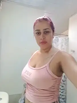 Snapshot of Latina_sexy1 chatting on 17, 5, 2026 Latina sexy1 online show from 17, 5, 2026