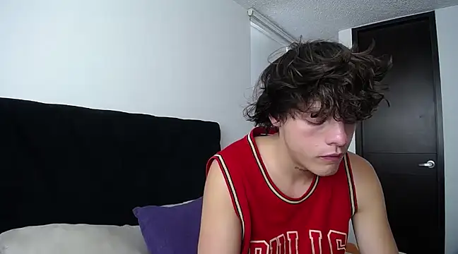 Santiago kiler online show from 27, 2, 2025