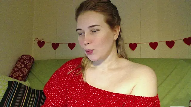 mmmPinUpGirl online show from 12, 3, 2026