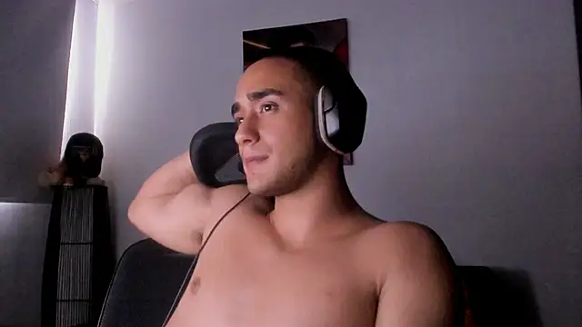 Snapshot of AlexRivera6 chatting on 19, 12, 2024 AlexRivera6 online show from 19, 12, 2024