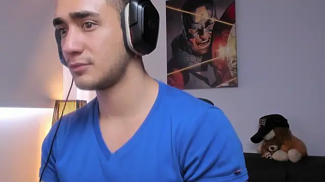 Snapshot of AlexRivera6 chatting on 6, 1, 2025 AlexRivera6 online show from 6, 1, 2025