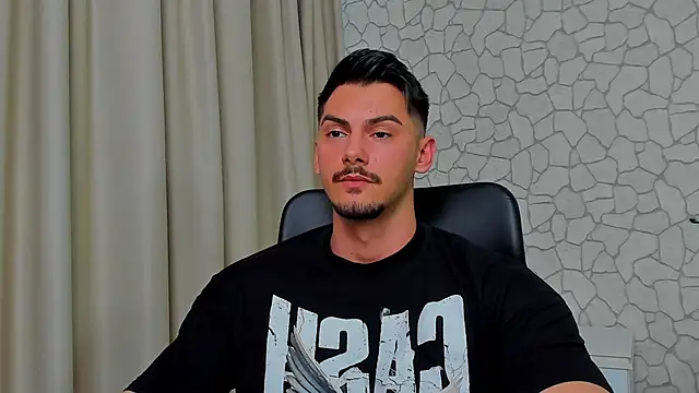 Snapshot of ClintMasters chatting on 20, 2, 2025 ClintMasters online show from 20, 2, 2025