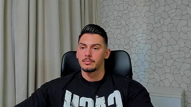 Snapshot of ClintMasters chatting on 8, 3, 2025 ClintMasters online show from 8, 3, 2025