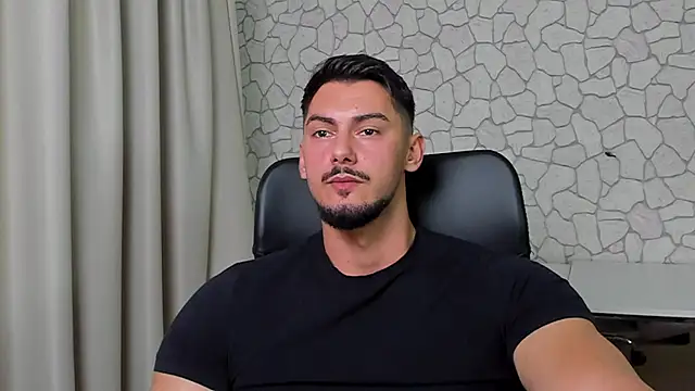 Snapshot of ClintMasters chatting on 1, 11, 2025 ClintMasters online show from 1, 11, 2025