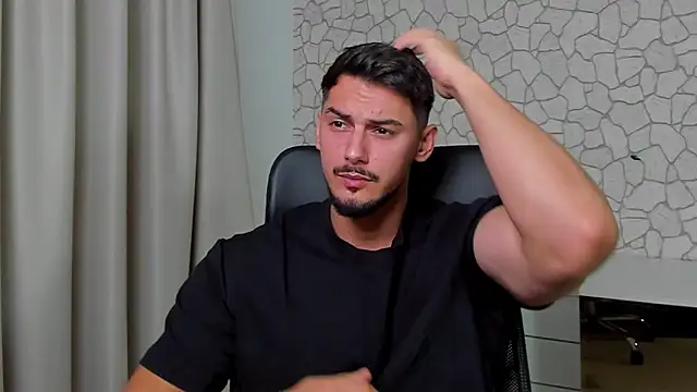 Snapshot of ClintMasters chatting on 8, 11, 2025 ClintMasters online show from 8, 11, 2025