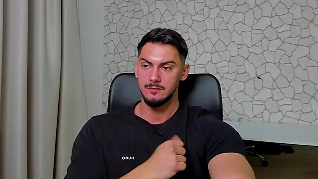 Snapshot of ClintMasters chatting on 12, 11, 2025 ClintMasters online show from 12, 11, 2025